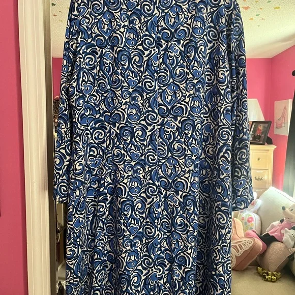 Lilly Pulitzer Size XL Dress White & Shades of Blue Polyester/Spandex 3/4 Sleeve - Picture 3 of 10